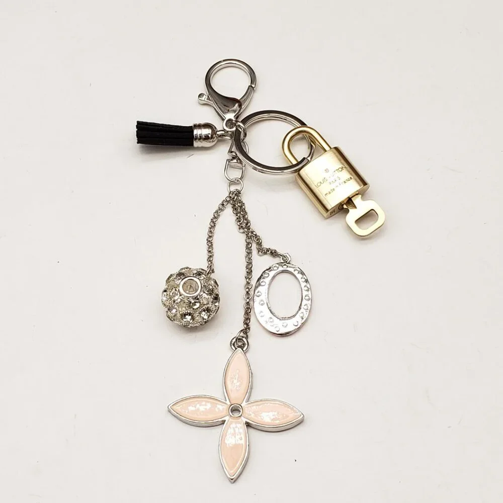 Authentic Louis Vuitton Gold Padlock 🔒 Shiny LV Key+Unbranded Flower Bag Charm